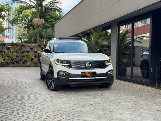 VOLKSWAGEN T-CROSS 1.4 250 TSI TOTAL FLEX HIGHLINE AUTOMÁTICO VOLKSWAGEN T-CROSS 1.4 250 TSI TOTAL FLEX HIGHLINE AUTOMÁTICO